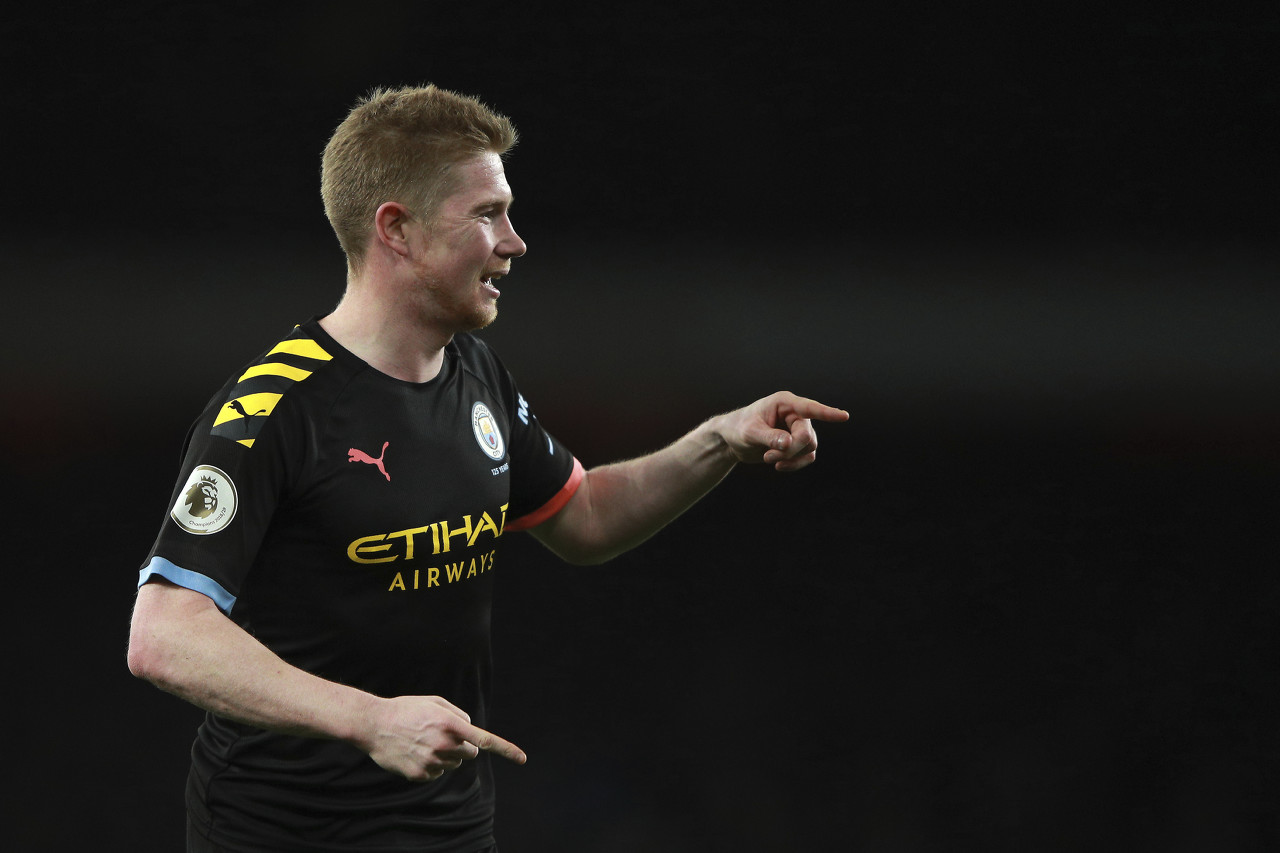 费格申时隔5年重返教练席 为昔日曼联金童告别赛复出