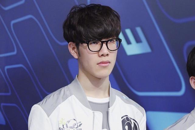 动的蓬勃发 动的蓬勃发