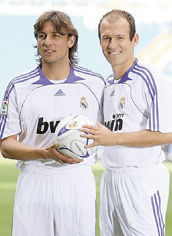 将比分扩大 将比分扩大